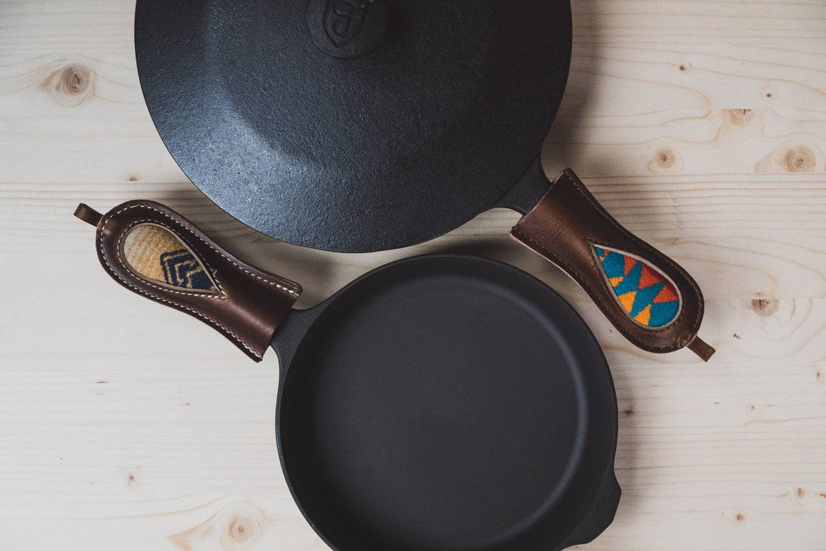 Panhandler Cast Iron Handles: Caramel Leather